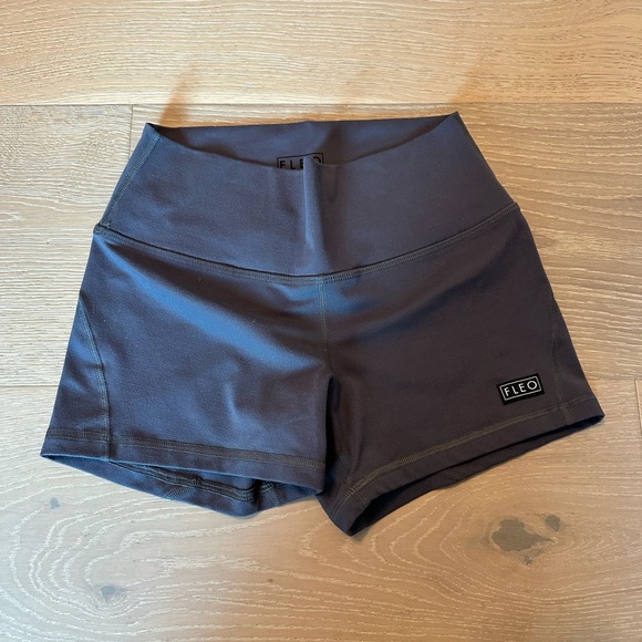 Fleo Women's Apex Contour Athletic Shorts - Picture 1 of 4